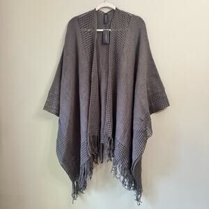 Lane Bryant Cardigan Sweater Women OS Gray Poncho Open Front Knit Crochet Fringe